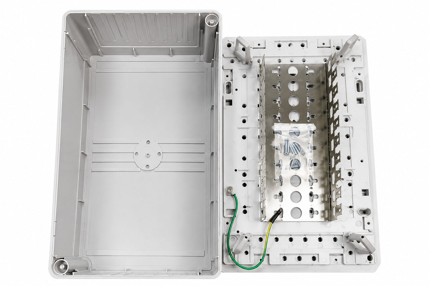 Grove 100 pair distribution box for secure copper cable termination and organised telecom network connections